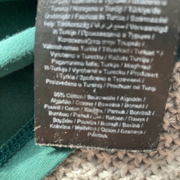 Only High Neck Emerald Green Cropped Tank Top Large - Picture 7 of 7